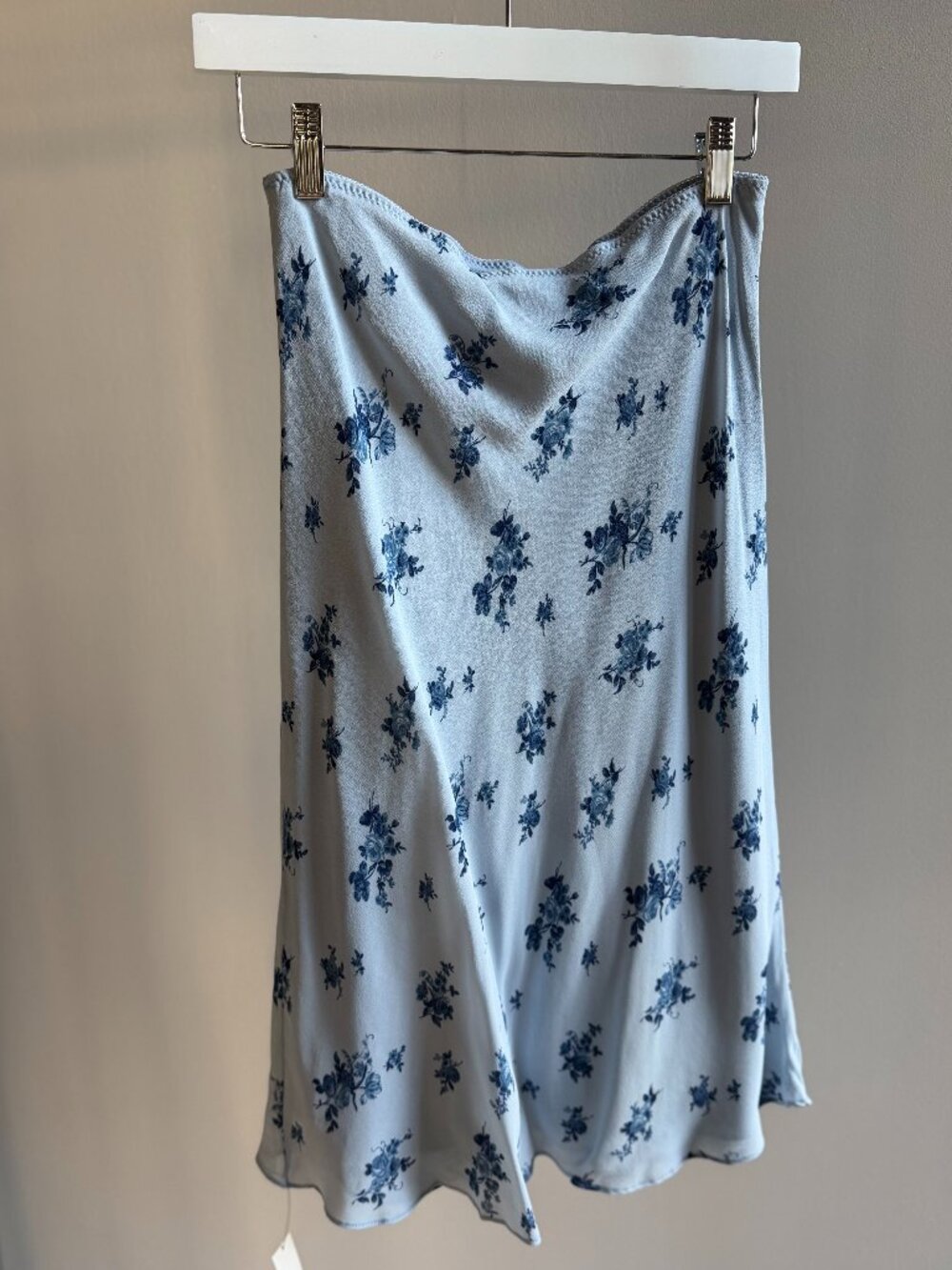 Reformation Layla Knee Length Skirt Crystalline Size 0